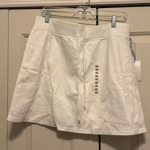 LIZ WEAR SKORT BY LIZ CLAIRBONE